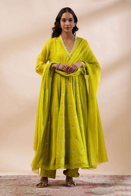 Buy Kyra By Bhavna Green Chanderi Silk, Cotton Embroidery V-neck Angrakha Set With Dupatta Online at Aza Fashions Buy_Kyra By Bhavna_Green Chanderi Silk, Cotton Embroidery V-neck Angrakha Set With Dupatta _Online_at_Aza_Fashions