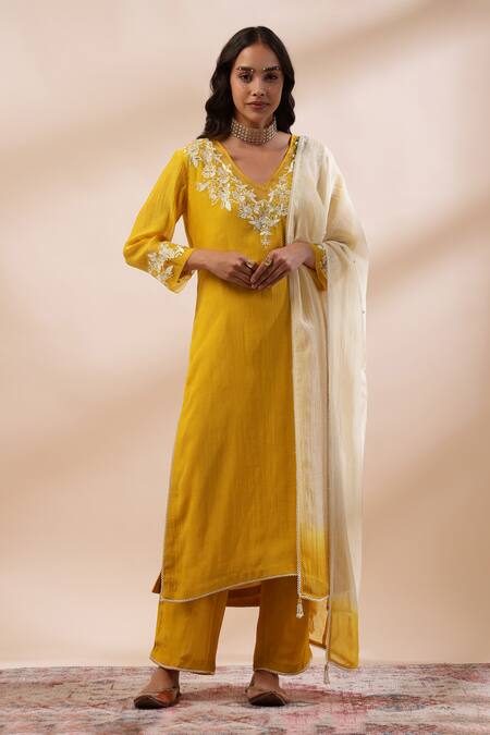 Kyra By Bhavna Mustard Chanderi Silk, Cotton Embroidery, Lace V-neck Yellow Floral Kurta Set Online at Aza Fashions Kyra By Bhavna_Mustard Chanderi Silk, Cotton Embroidery, Lace V-neck Yellow Floral Kurta Set _Online_at_Aza_Fashions
