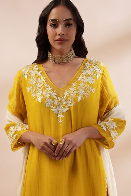 Shop Kyra By Bhavna Mustard Chanderi Silk, Cotton Embroidery, Lace V-neck Yellow Floral Kurta Set Online at Aza Fashions Shop_Kyra By Bhavna_Mustard Chanderi Silk, Cotton Embroidery, Lace V-neck Yellow Floral Kurta Set _Online_at_Aza_Fashions