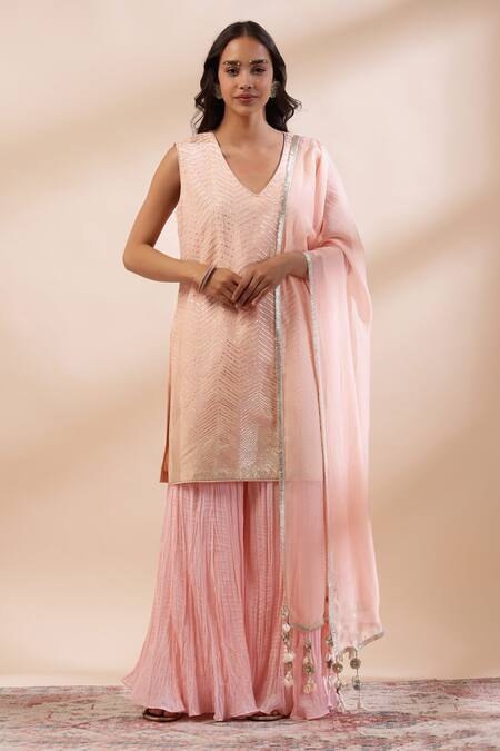 Buy Kyra By Bhavna Peach Cotton, Voile Sequins, Gota Patti, Lace V-neck Pink Kurta Set Online at Aza Fashions Buy_Kyra By Bhavna_Peach Cotton, Voile Sequins, Gota Patti, Lace V-neck Pink Kurta Set _Online_at_Aza_Fashions