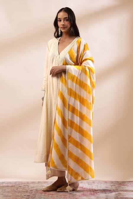 Kyra By Bhavna Ivory Chanderi Silk, Cotton Embroidery, Lace Anarkali Set With Mustard Dupatta Online at Aza Fashions Kyra By Bhavna_Ivory Chanderi Silk, Cotton Embroidery, Lace Anarkali Set With Mustard Dupatta _Online_at_Aza_Fashions