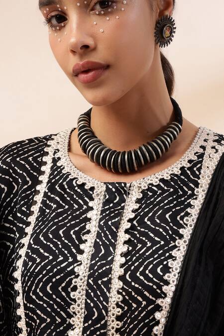 Buy_Kyra By Bhavna_Black Viscose, Satin, Cotton, Voile Embroidery, Lace Zig Zag Print Kurta Set _Online_at_Aza_Fashions