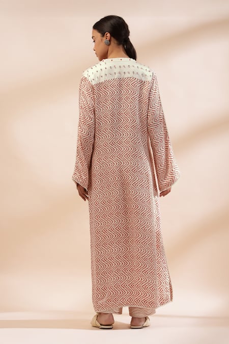 Kyra By Bhavna Ivory Zig Zag Print Kurta Set 