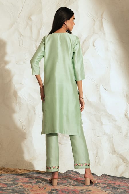 Samatvam By Anjali Bhaskar Pastel Green Floral Embroidered Kurta Set 
