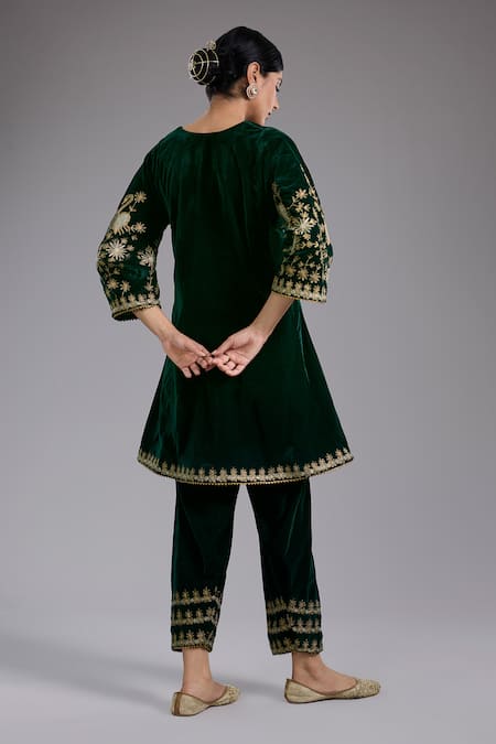 Studio A Green Velvet Aari Embroidered Kurta Set 