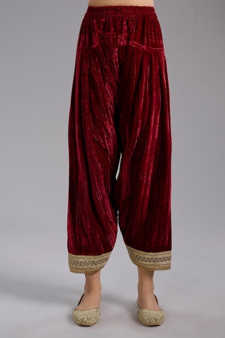 Buy_Studio A_Black Velvet Embroidery Round Neck Aari Kurta Set _Online_at_Aza_Fashions