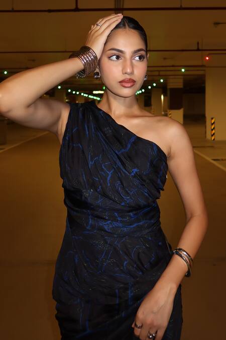 Buy Saaksha & Kinni Black Chiffon Asymmetric Floral Print Midi Dress Buy_Saaksha & Kinni_Black Chiffon Asymmetric Floral Print Midi Dress