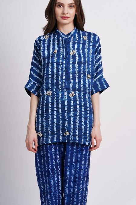 Buy_Sonali Gupta_Blue Silk Embroidery Collared Shibori Pattern Shirt And Pant Set 