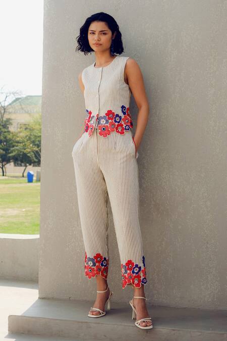 Buy_Pooja Rajgarhia Gupta_Off White Crepe Embroidery Striped Pant _Online_at_Aza_Fashions