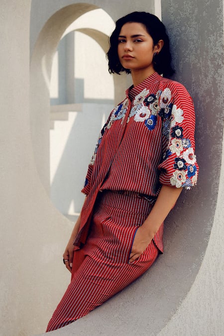 Pooja Rajgarhia Gupta Red Crepe Embroidery Striped Pant Set at Aza Fashions Pooja Rajgarhia Gupta_Red Crepe Embroidery Striped Pant Set _at_Aza_Fashions