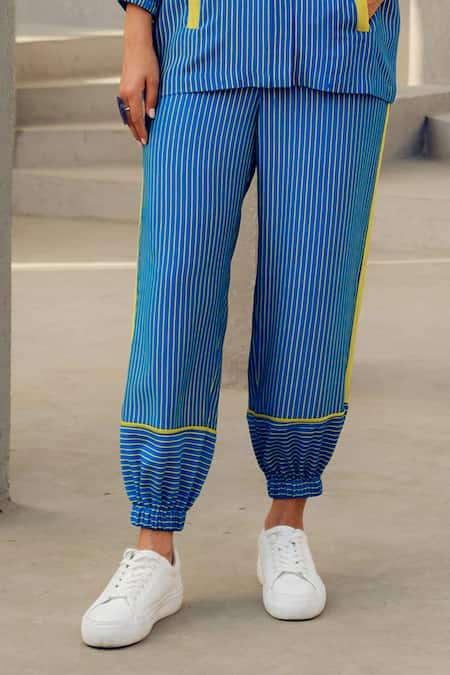 Pooja Rajgarhia Gupta Blue Georgette Embroidery Collared Floral Print Pant Set Online at Aza Fashions Pooja Rajgarhia Gupta_Blue Georgette Embroidery Collared Floral Print Pant Set _Online_at_Aza_Fashions