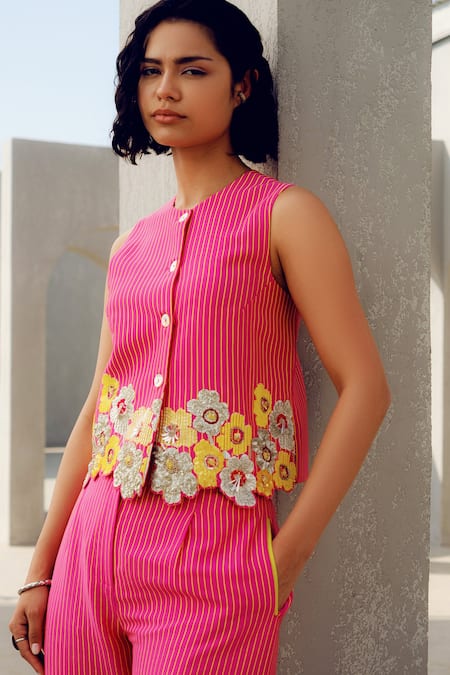 Shop Pooja Rajgarhia Gupta Pink Georgette Embroidery Round Neck Floral Pant Set Online at Aza Fashions Shop_Pooja Rajgarhia Gupta_Pink Georgette Embroidery Round Neck Floral Pant Set _Online_at_Aza_Fashions