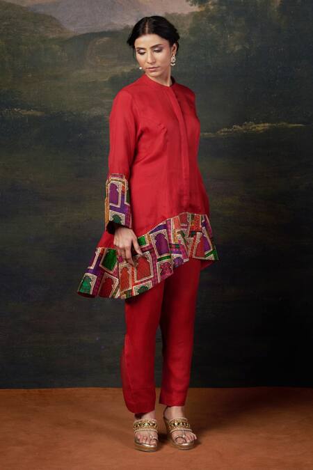 Buy_Thetaa_Red Silk, Organza Embroidery Mandarin Collar Jharoka Print Kurta Set 