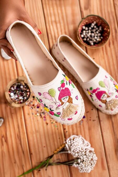 Kasually Klassy_White Whimsy Walks Hand Embroidered Espadrilles_Online_at_Aza_Fashions