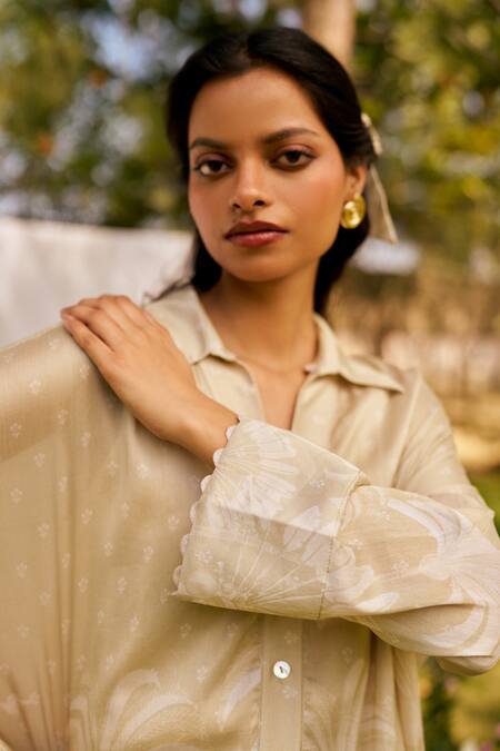 Moh India Beige Chanderi, Cotton Collared Sunkissed Palms Co-ord Set Online at Aza Fashions Moh India_Beige Chanderi, Cotton Collared Sunkissed Palms Co-ord Set _Online_at_Aza_Fashions