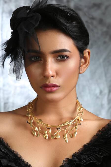 Zaza By Somya_Gold Plated Contemporary Neck Piece _Online_at_Aza_Fashions