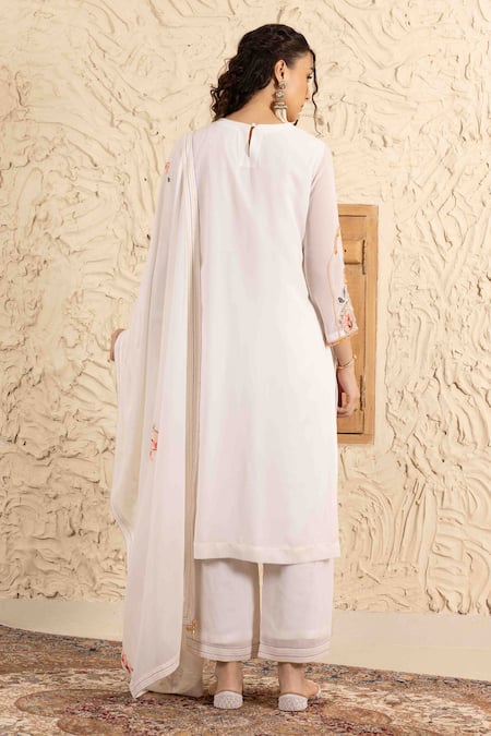 Shop Ajiesh Oberoi Ivory Georgette Embroidery Round Neck Floral Kurta Set at Aza Fashions Shop_Ajiesh Oberoi_Ivory Georgette Embroidery Round Neck Floral Kurta Set _at_Aza_Fashions