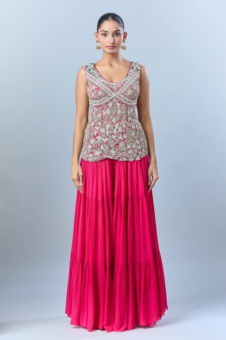 Bhumika Sharma_Fuchsia Embroidery Round Neck Floral Kurta Set _Online_at_Aza_Fashions