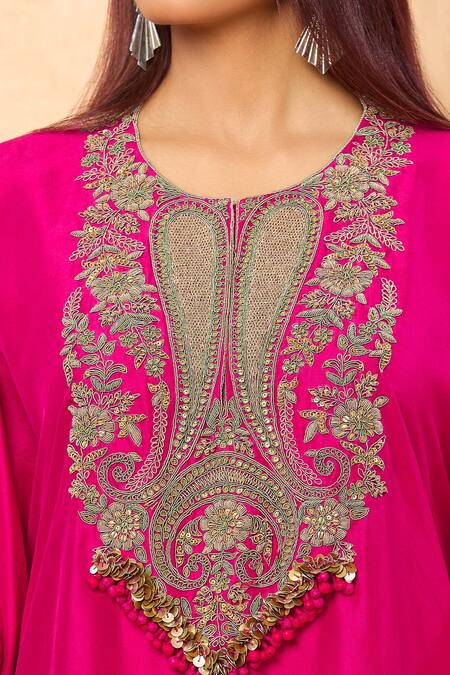 Prisho_Pink Sequins, Zari Round Neck Paisley Embroidered Kaftan And Pant Set _Online_at_Aza_Fashions