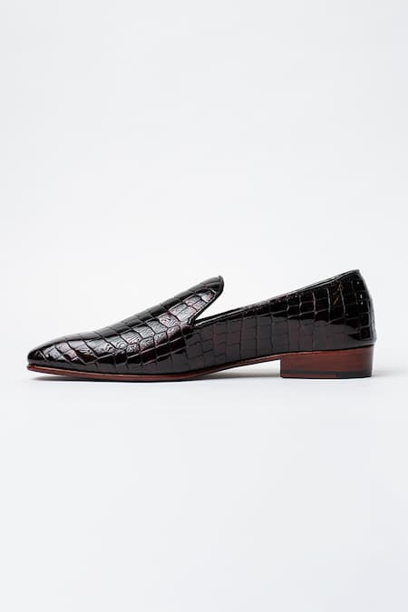 Buy_Kavith_Maroon Almond Toe Croco Patent Evening Slip-ons _Online_at_Aza_Fashions