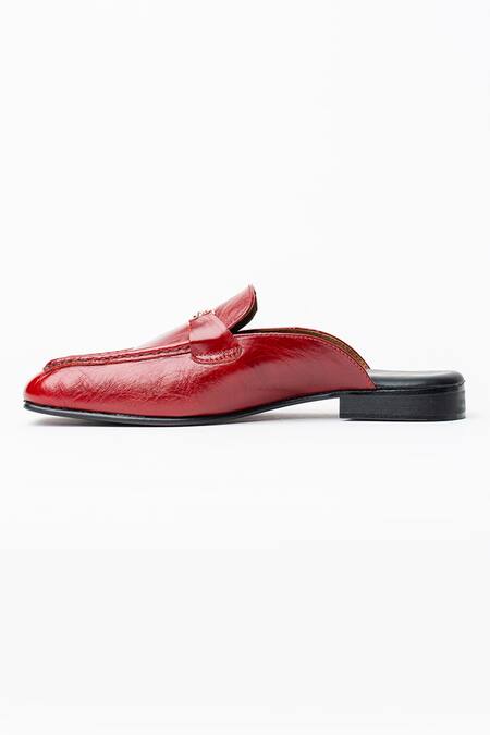 Kavith Red Zaki Bordo Evening Slippers Online at Aza Fashions Kavith_Red Zaki Bordo Evening Slippers _Online_at_Aza_Fashions