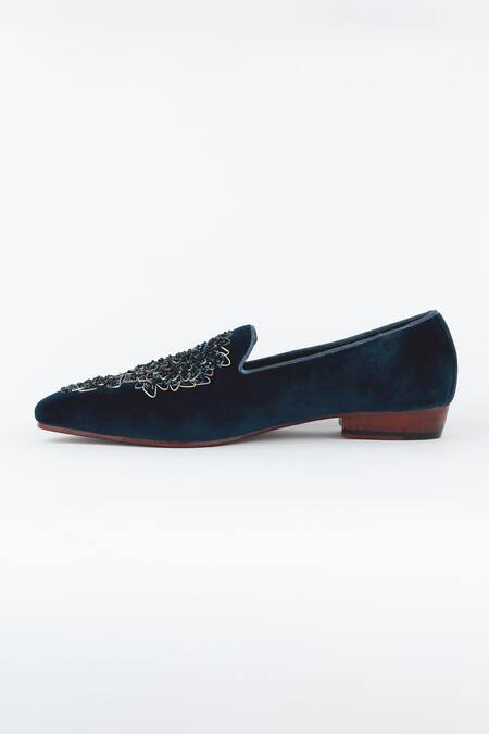 Buy_Kavith_Navy Embroidery, Beads Evening Tassel Hand Tuxedo Shoes _Online_at_Aza_Fashions