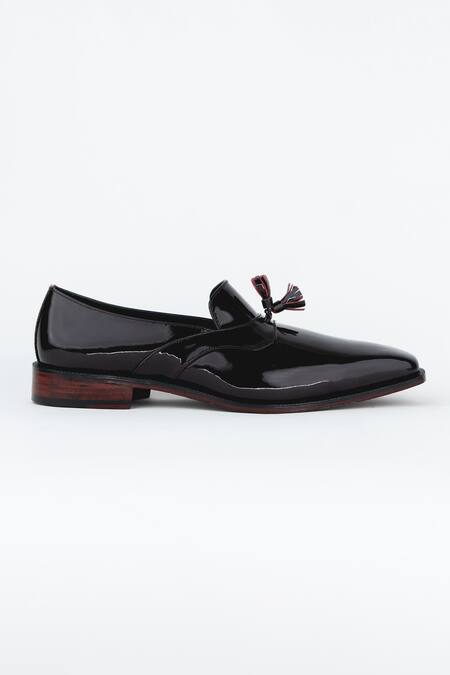 Kavith_Maroon Tassels Evening Loafer Tuxedo Shoes _Online_at_Aza_Fashions