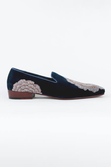 Kavith_Blue Evening Tassel Space Juttis _Online_at_Aza_Fashions