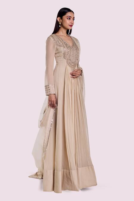Onaya Off White Organza Mirrors, Cut Work, Embroidery V-neck Anarkali Set Online at Aza Fashions Onaya_Off White Organza Mirrors, Cut Work, Embroidery V-neck Anarkali Set _Online_at_Aza_Fashions