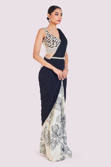 Onaya_Off White Georgette, Satin Cut Work V-neck Floral Print Pre-draped Saree Set _Online_at_Aza_Fashions