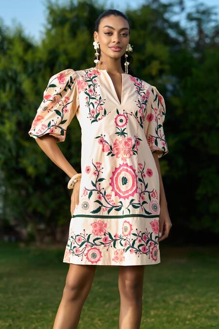 Verb By Pallavi Singhee Cream Cotton Embroidery V-neck Floral Dress Online at Aza Fashions Verb By Pallavi Singhee_Cream Cotton Embroidery V-neck Floral Dress _Online_at_Aza_Fashions