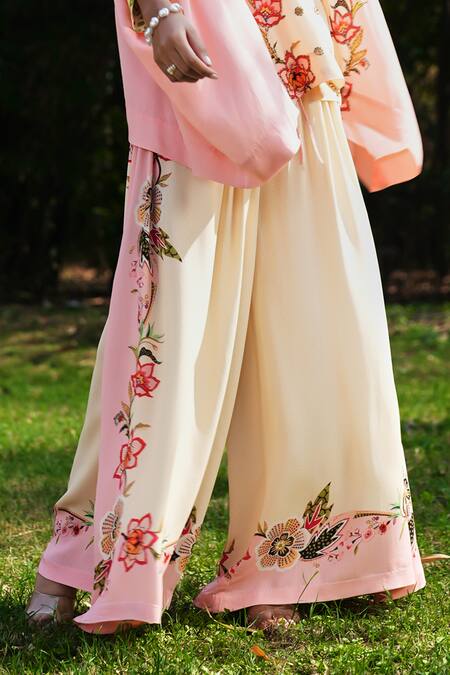 Buy_Verb By Pallavi Singhee_Pink Georgette Embroidery Round Neck Floral Pant Set _Online_at_Aza_Fashions