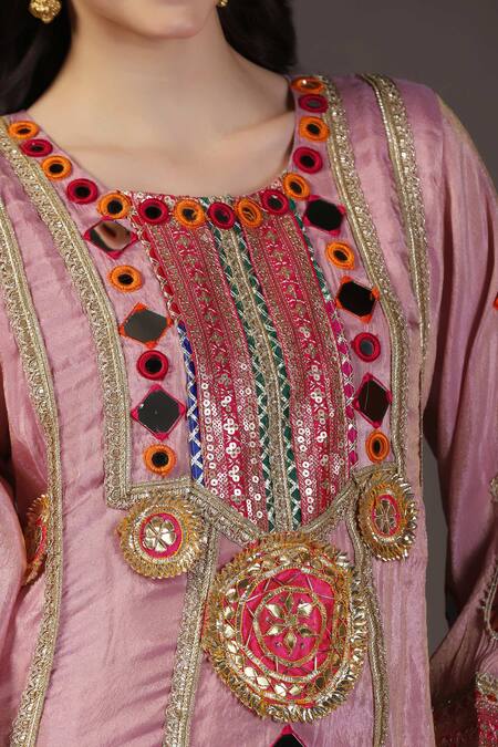 Two Sisters By Gyans_Pink Tissue Mirrors, Embroidery, Zari Round Neck Kurta Set With Potli Bag _Online_at_Aza_Fashions