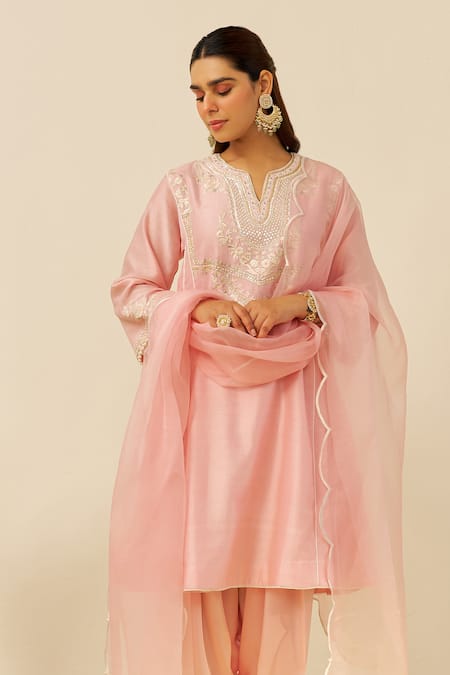 Sheetal Batra Blush Chanderi , Bamboo, Satin, Organza Embroidery Pink Kurta Set Online at Aza Fashions Sheetal Batra_Blush Chanderi , Bamboo, Satin, Organza Embroidery Pink Kurta Set _Online_at_Aza_Fashions