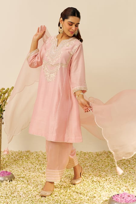 Shop Sheetal Batra Blush Chanderi , Bamboo, Satin, Organza Embroidery Pink Kurta Set at Aza Fashions Shop_Sheetal Batra_Blush Chanderi , Bamboo, Satin, Organza Embroidery Pink Kurta Set _at_Aza_Fashions