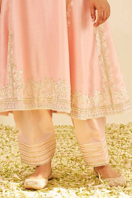 Sheetal Batra Blush Chanderi Silk Pearls Split V-neck Embroidered Pink Kurta Set Online at Aza Fashions Sheetal Batra_Blush Chanderi Silk Pearls Split V-neck Embroidered Pink Kurta Set _Online_at_Aza_Fashions
