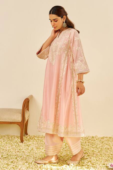 Shop Sheetal Batra Blush Chanderi Silk Pearls Split V-neck Embroidered Pink Kurta Set Online at Aza Fashions Shop_Sheetal Batra_Blush Chanderi Silk Pearls Split V-neck Embroidered Pink Kurta Set _Online_at_Aza_Fashions