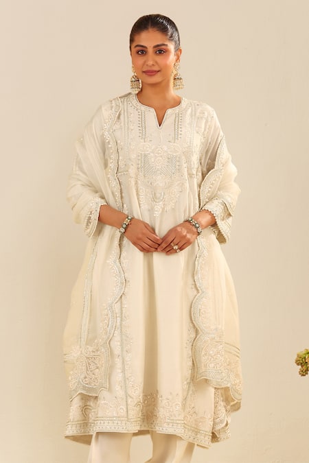 Sheetal Batra Ivory Chanderi , Satin, Organza Embroidery Daisy Chauga Kurta Set Online at Aza Fashions Sheetal Batra_Ivory Chanderi , Satin, Organza Embroidery Daisy Chauga Kurta Set _Online_at_Aza_Fashions