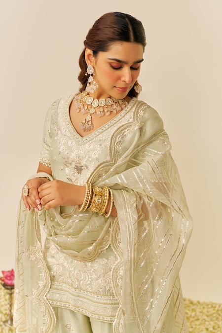 Shop Sheetal Batra Mint , Chanderi, Organza Sequins, Embroidery V-neck Green Kurta Set at Aza Fashions Shop_Sheetal Batra_Mint , Chanderi, Organza Sequins, Embroidery V-neck Green Kurta Set _at_Aza_Fashions