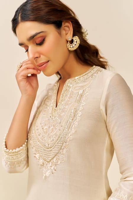 Buy Sheetal Batra Ivory Chanderi Silk, Satin Sequins, Embroidery Split V-neck Kurta Set Online at Aza Fashions Buy_Sheetal Batra_Ivory Chanderi Silk, Satin Sequins, Embroidery Split V-neck Kurta Set _Online_at_Aza_Fashions
