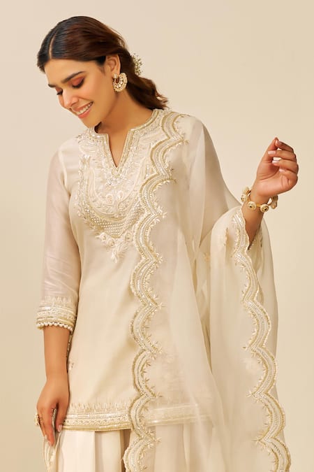 Sheetal Batra Chanderi Silk Kurta Set With Organza Dupatta 