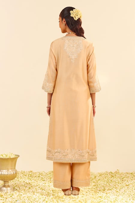 Shop Sheetal Batra Beige Silk, Chanderi Embroidery Round Neck Kurta Set at Aza Fashions Shop_Sheetal Batra_Beige Silk, Chanderi Embroidery Round Neck Kurta Set _at_Aza_Fashions