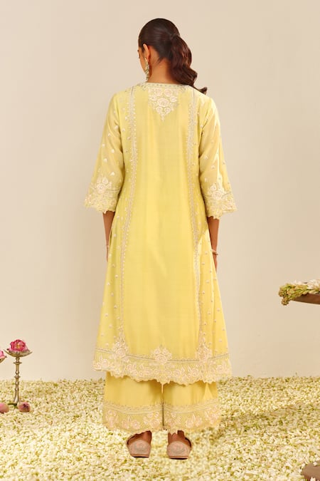 Shop Sheetal Batra Yellow Silk, Chanderi Sequins, Embroidery Split V-neck Kurta Set at Aza Fashions Shop_Sheetal Batra_Yellow Silk, Chanderi Sequins, Embroidery Split V-neck Kurta Set _at_Aza_Fashions
