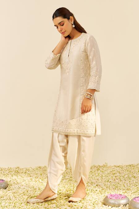 Buy Sheetal Batra Ivory Chanderi, Satin Embroidery Round Neck Daisy Silk Kurta Set Online at Aza Fashions Buy_Sheetal Batra_Ivory Chanderi, Satin Embroidery Round Neck Daisy Silk Kurta Set _Online_at_Aza_Fashions