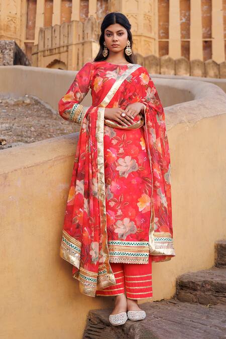 Shop Bannhi By Priyanka Rathore Coral Chanderi Embroidery Round Neck Print Kurta Set Online at Aza Fashions Shop_Bannhi By Priyanka Rathore_Coral Chanderi Embroidery Round Neck Print Kurta Set _Online_at_Aza_Fashions