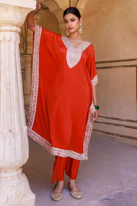Buy_Bannhi By Priyanka Rathore_Orange Crepe Embroidery Split V-neck Kaftan And Palazzo Set 