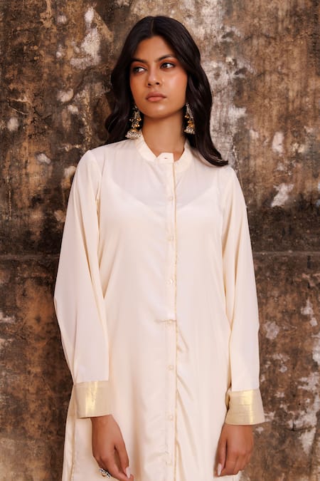 Buy Bannhi By Priyanka Rathore Ivory Crepe Collared Straight Kurta Set Online at Aza Fashions Buy_Bannhi By Priyanka Rathore_Ivory Crepe Collared Straight Kurta Set _Online_at_Aza_Fashions