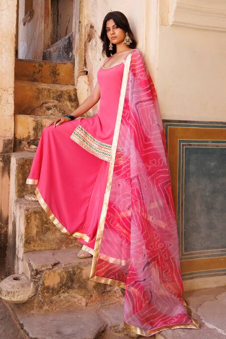 Shop Bannhi By Priyanka Rathore Pink Crepe Gota Patti, Zari, Embroidery Scoop Neck Kurta Sharara Set Online at Aza Fashions Shop_Bannhi By Priyanka Rathore_Pink Crepe Gota Patti, Zari, Embroidery Scoop Neck Kurta Sharara Set _Online_at_Aza_Fashions