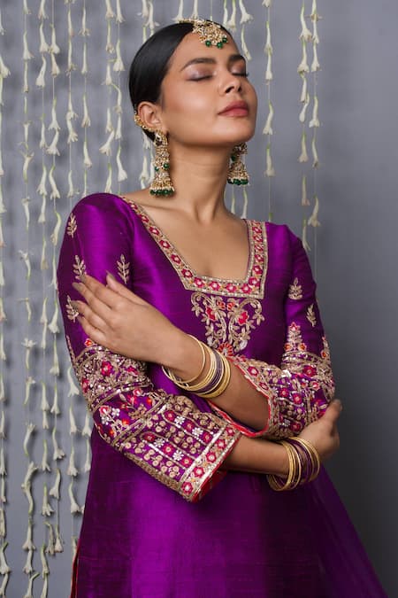 Shweta Dabas_Purple , Organza Sequins, Embroidery Square Neck Kurta Set _Online_at_Aza_Fashions