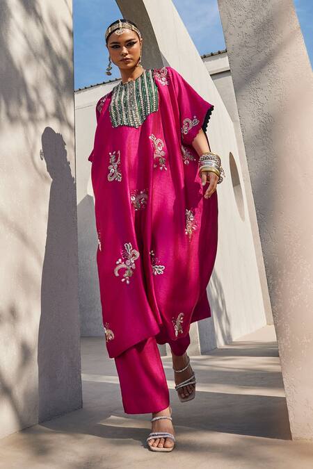 Anu Pellakuru_Magenta Linen, Silk Sequins, Embroidery Kaftan Set _Online_at_Aza_Fashions